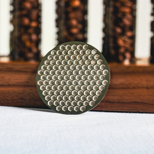 Honeycomb puck screen in white surface